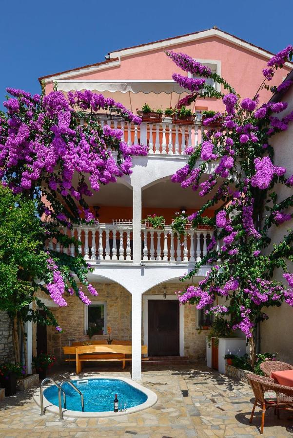 Apartments Salcinovic Medulin Bagian luar foto
